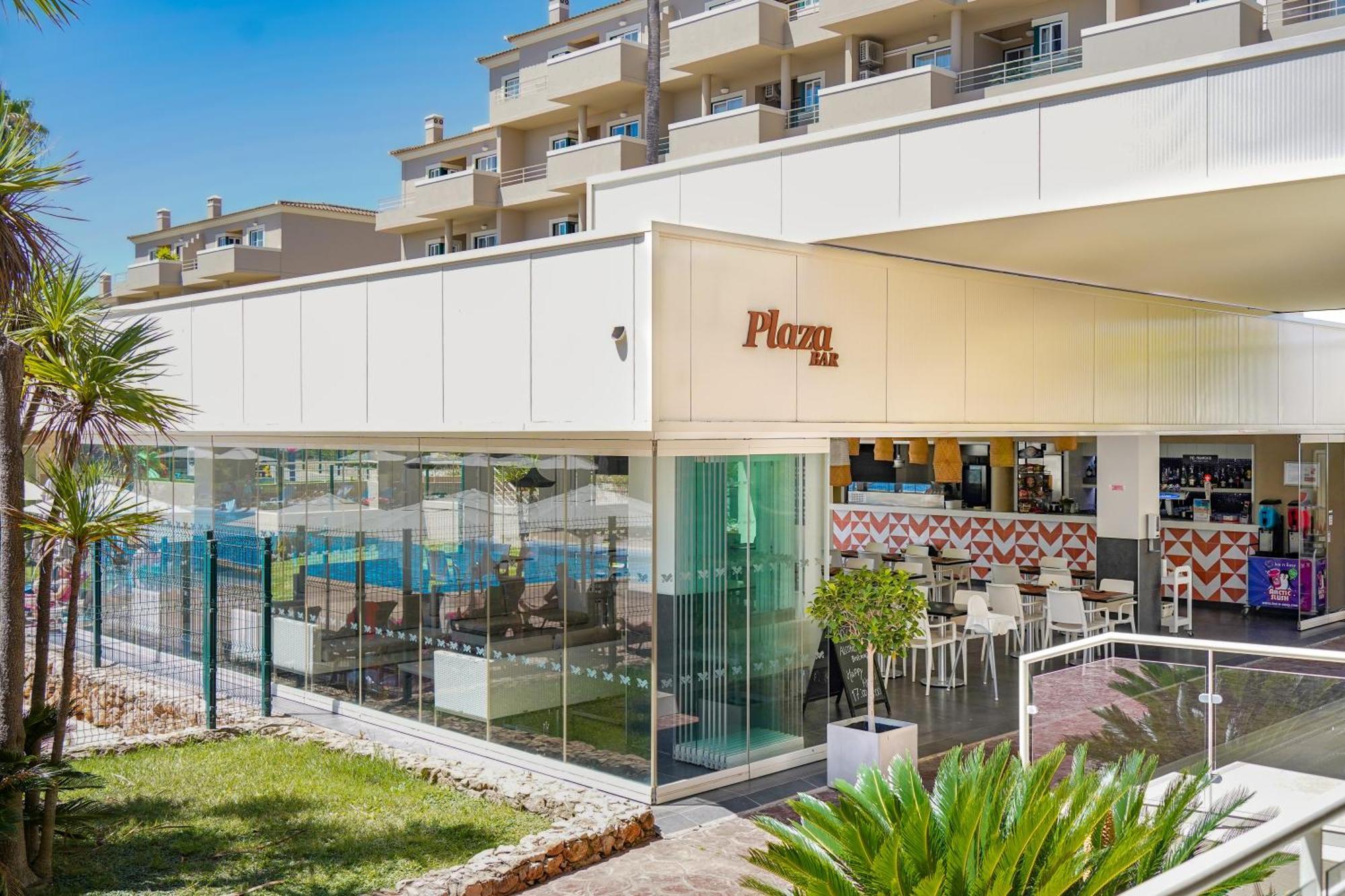 Vitors Plaza Aparthotel Portimao Exterior photo